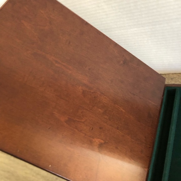 Vtg Bombay Company Solid Wood Box - Picture 8 of 15